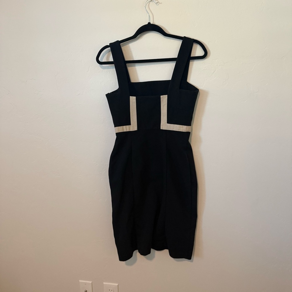 Diane Von Furstenberg Black and Tan dress - Picture 3 of 4